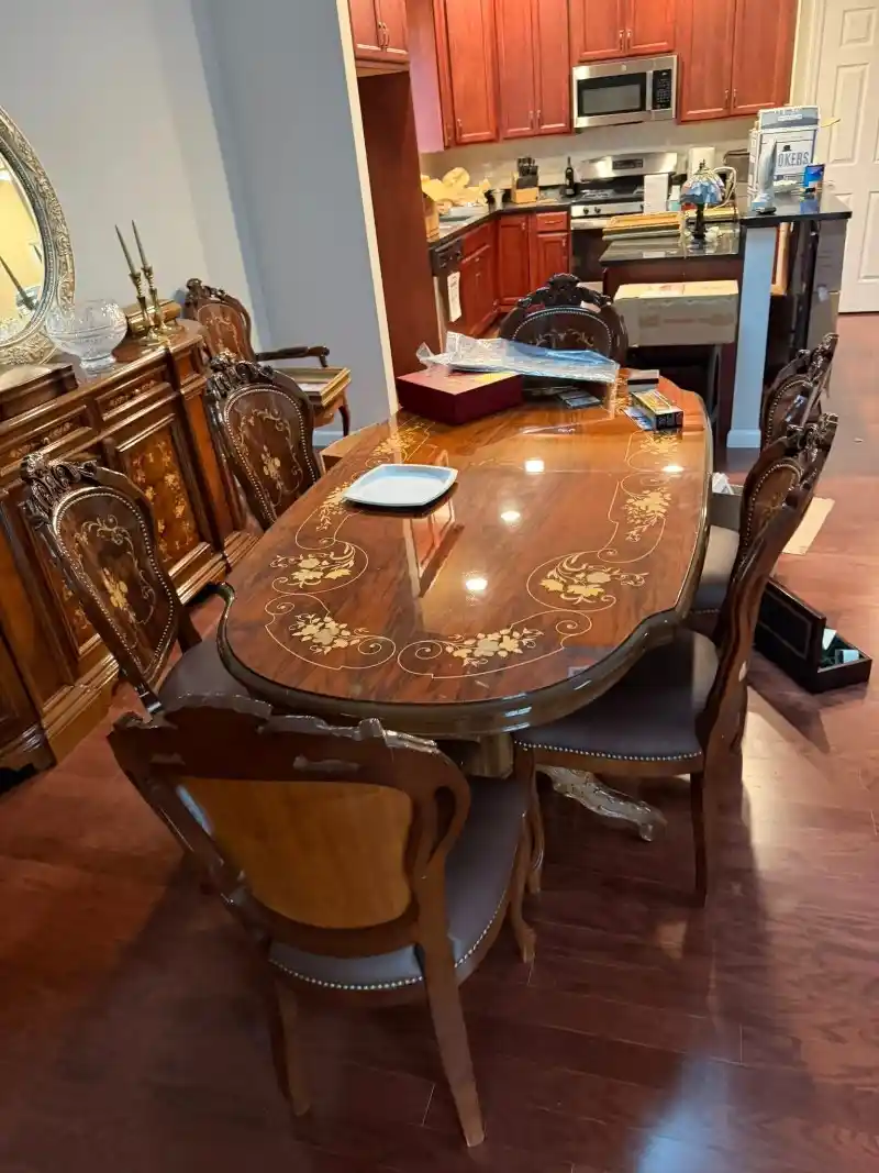 Apartment-Condo-House-and-Office-Furniture-Removal