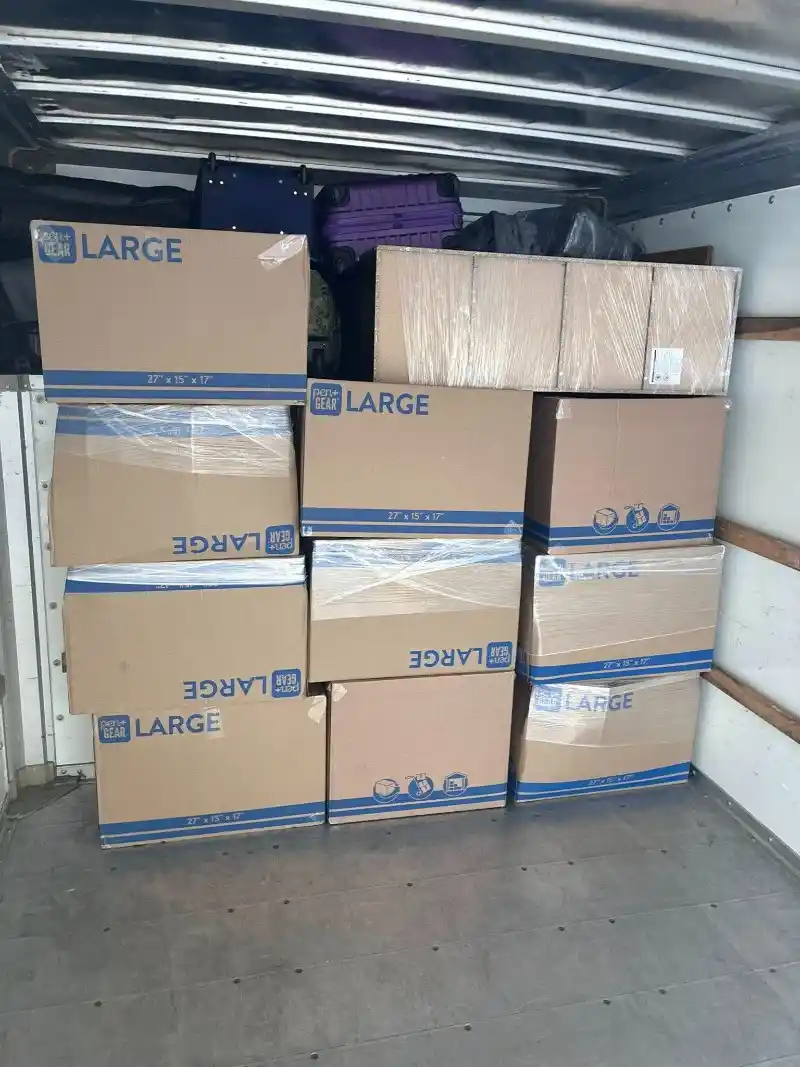 Packing, Loading, and Unloading Help in Chicago, IL
