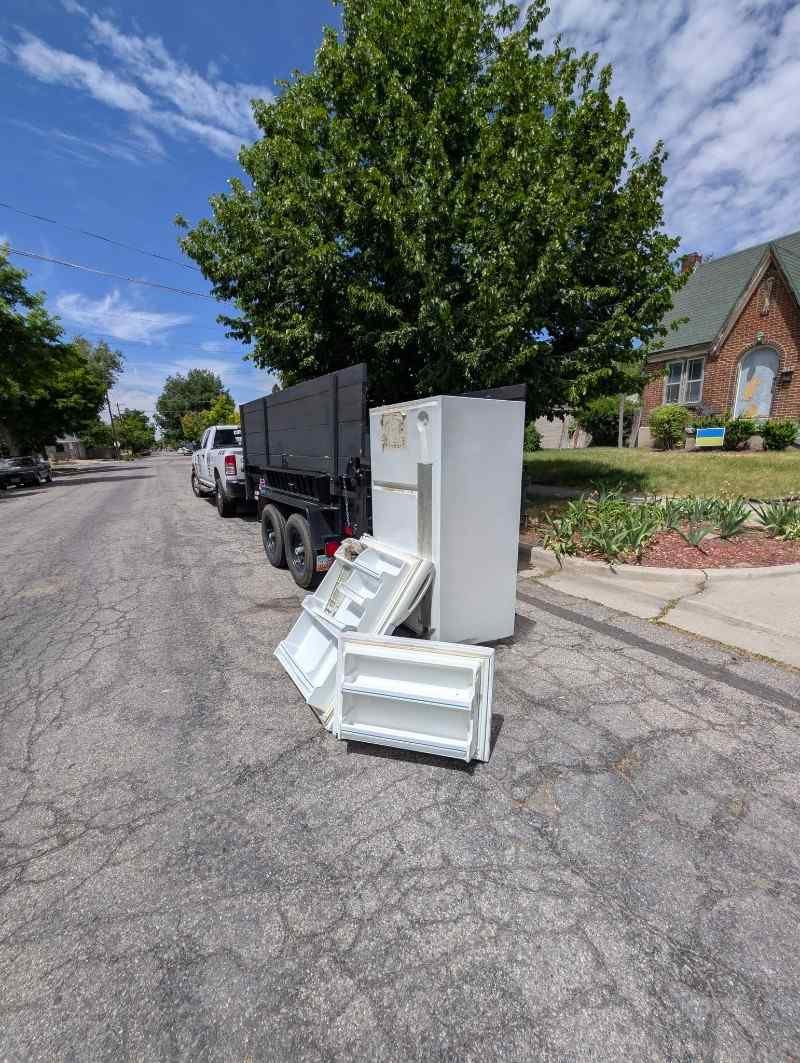 Heavy furniture carrying help in Chicago for boxes beds couches and dressers