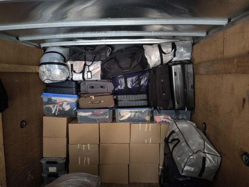 Tetris Movers 23 LLC loading and unloading moving help in Chicago IL