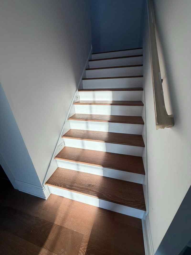 Walk-up apartment loading and unloading help in Chicago IL