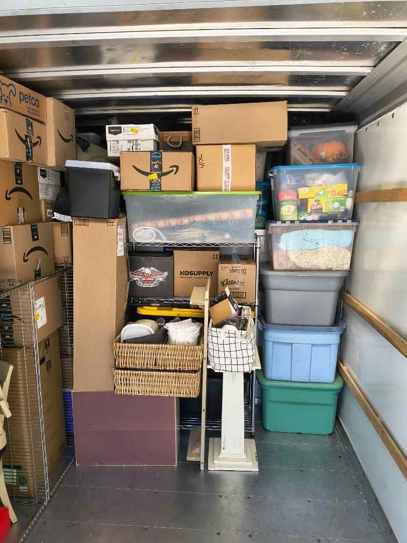 Storage unit loading and unloading help in Chicago IL